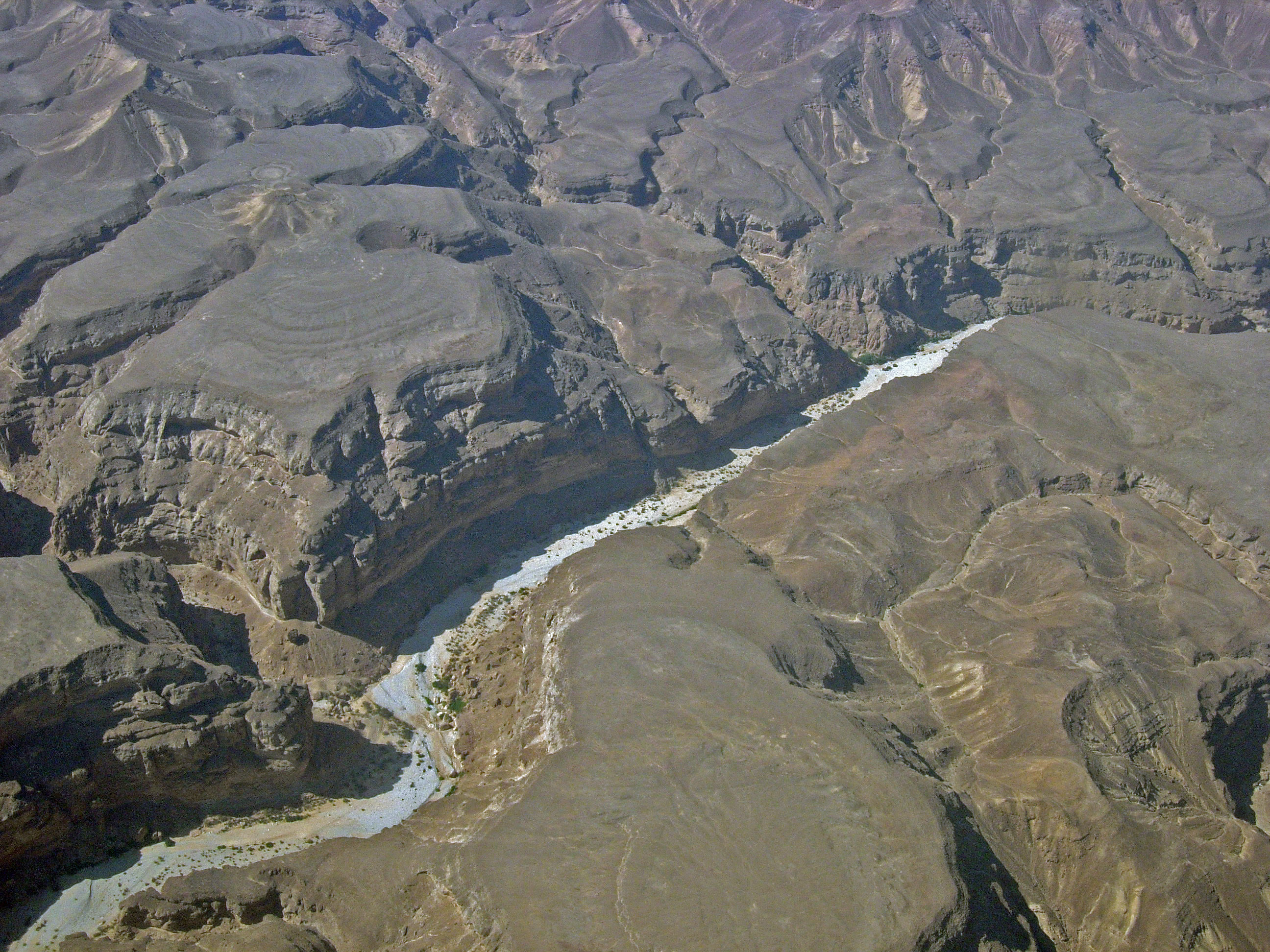 Plane Wadi Taryut